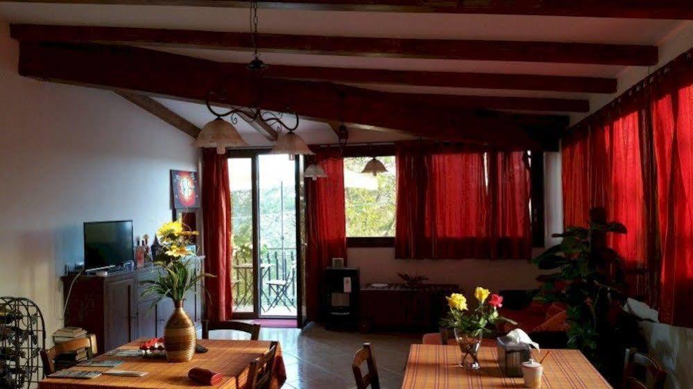 Bed and Breakfast Anthea Dell' Etna Санта-Венерина Экстерьер фото